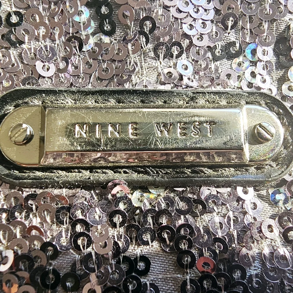 Nine west 13 1/2 inches silver gray sequins glittery sparkle laptop pouch bag